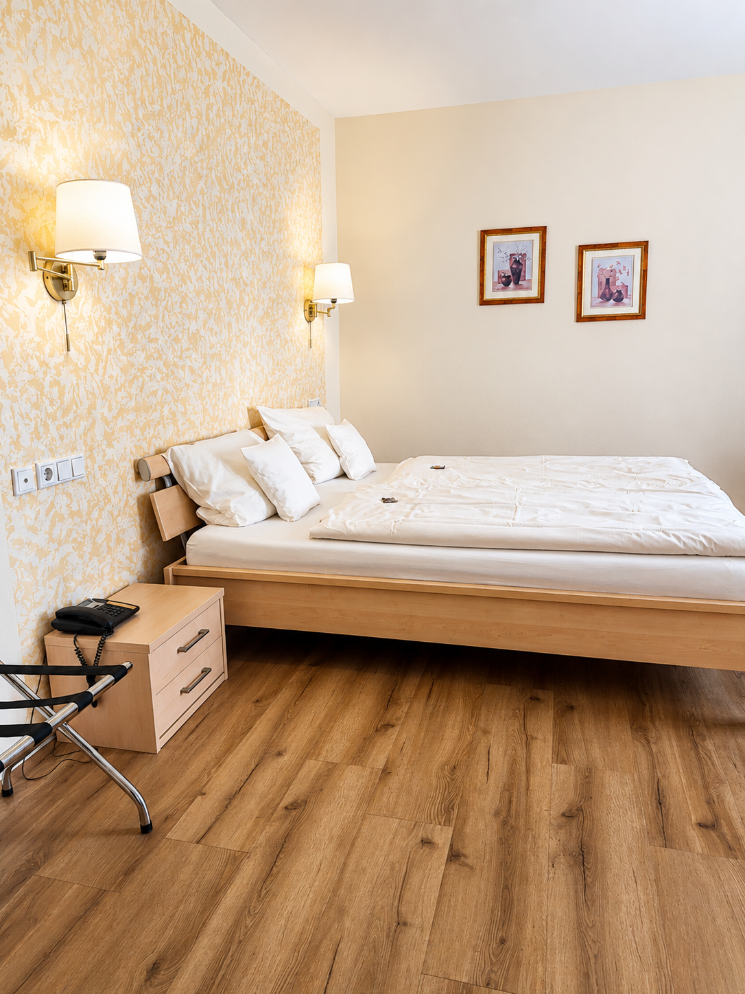 Comfortable double room at City Hotel Friesoythe